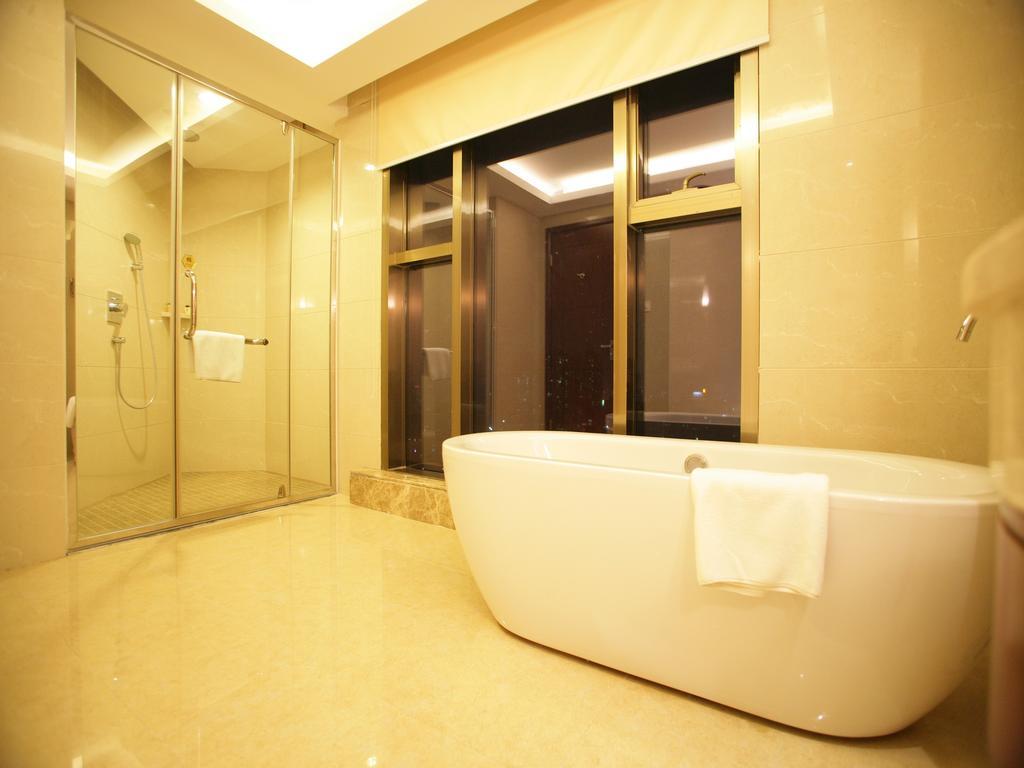 Dongguan Huilihua Hotel Exteriör bild